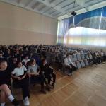 Более 8 тысяч крымских школьников побывали на премьере первого профориентационного сериала в России 