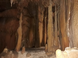 Посещение учащимися учебного объединения «Удивительная наука» пещеры «Мраморная».